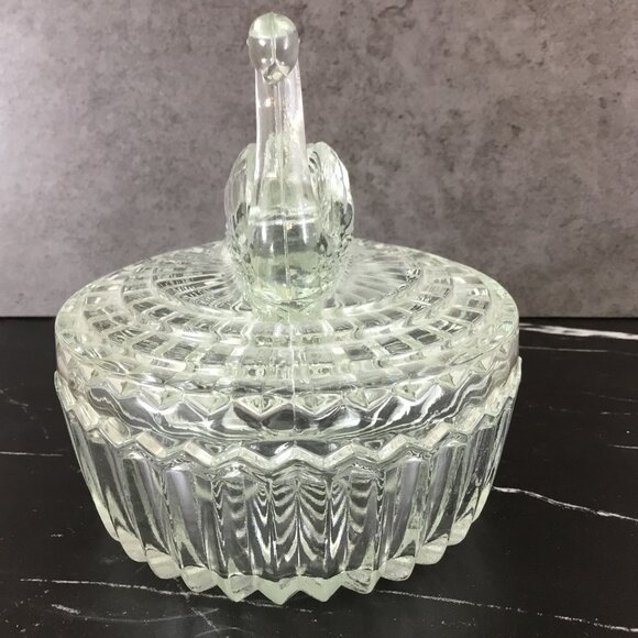 Jeannette Glass Clear Glass Swan Powder Jar Trinket Box - Picture 4 of 10